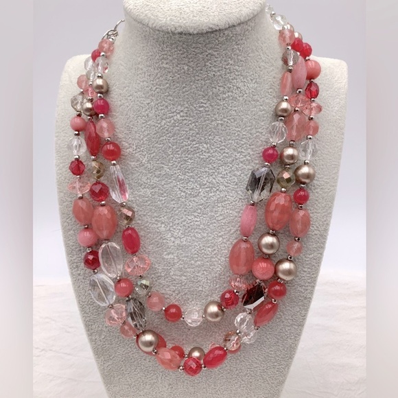 White House Black Market Multi-Strand Red and Pink Beaded Necklace - Picture 1 of 3